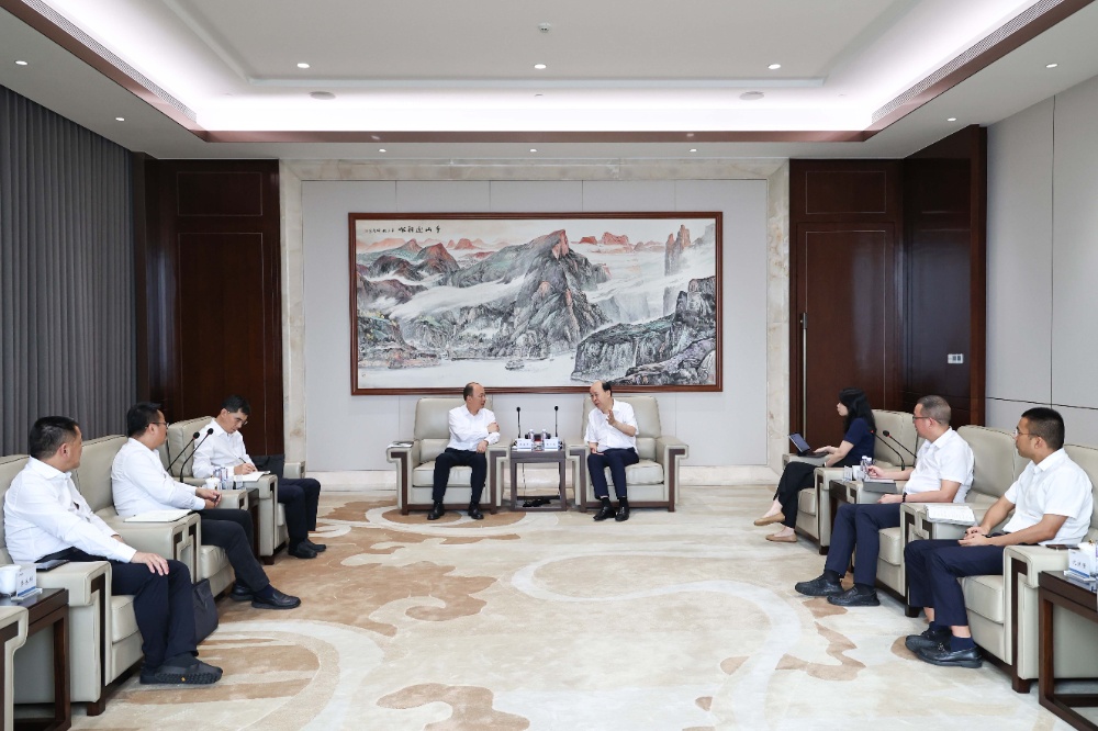 莫鼎革-網(wǎng)站新聞