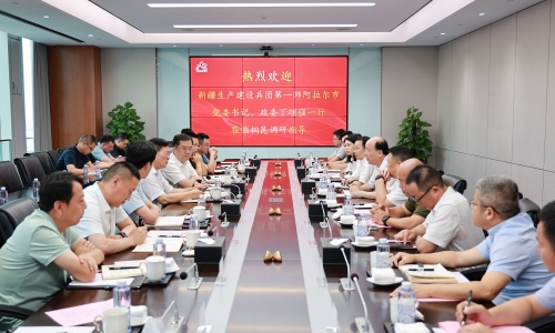 新疆生產建設兵團第一師阿拉爾市 黨委書記、政委丁翊強蒞臨桐昆調研