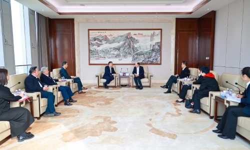 光大銀行杭州分行行長張榮軍蒞臨桐昆調研