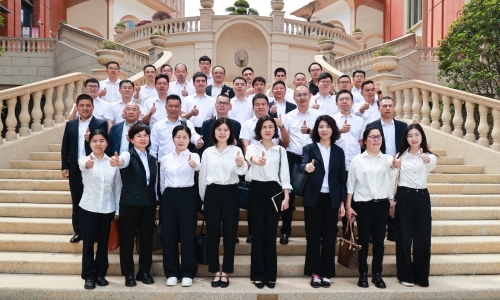 桐昆聚智話AI，團(tuán)隊(duì)同心赴春山！