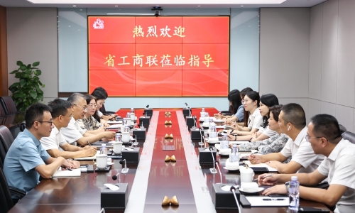 浙江省委統戰部副部長、省工商聯黨組書記鄭敏強蒞臨桐昆調研