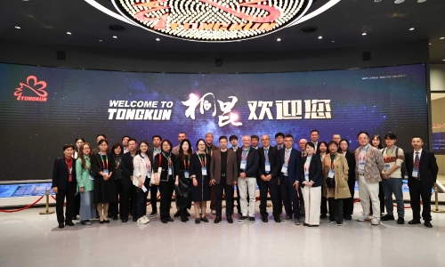 ISO/TC38/CAG主席顧問團(tuán)參訪桐昆